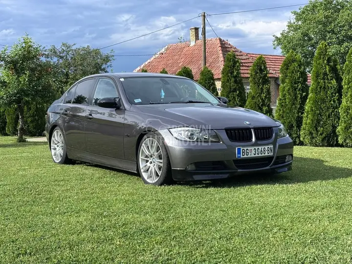 BMW 318 2007 photo 3