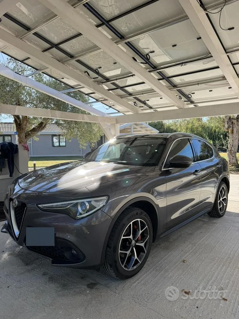 Alfa Romeo Stelvio Q4