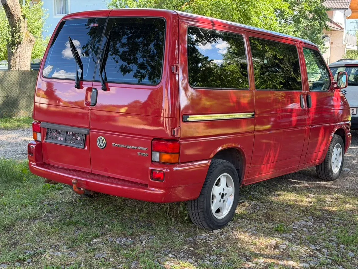 Volkswagen T4 2002 photo 2