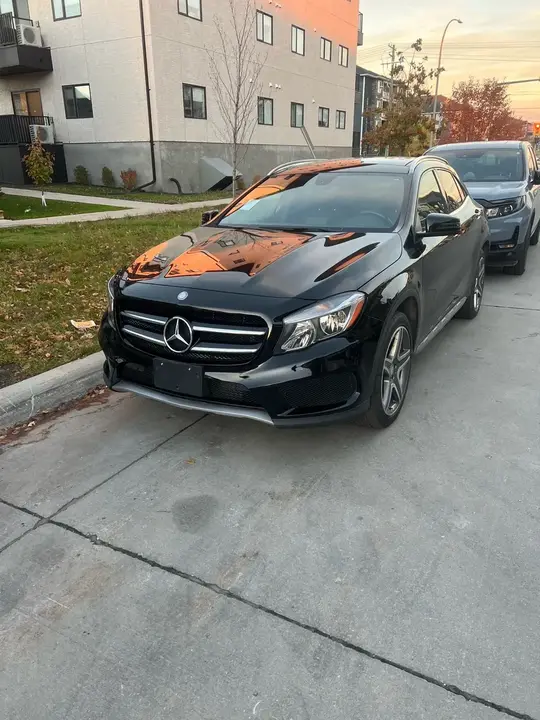 Mercedes-Benz Gla 2015 photo 2