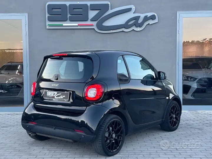 Smart Fortwo 2018 photo 2