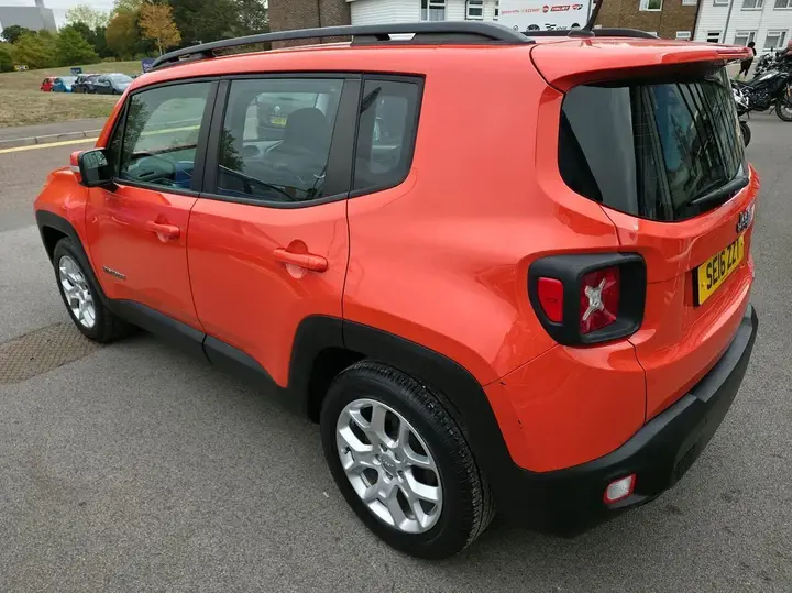 Jeep Renegade 2016 photo 4