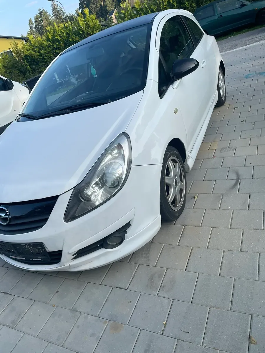 Opel Corsa 2009 photo 2