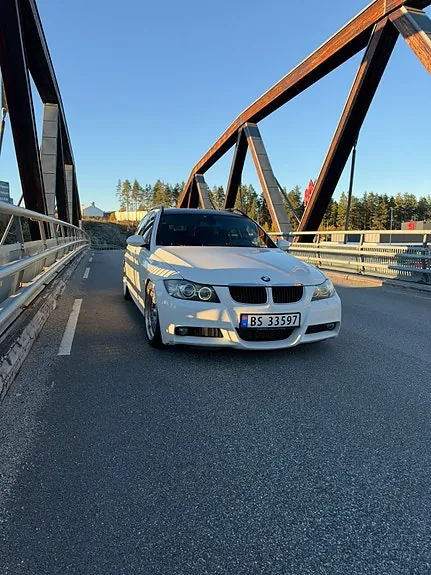 BMW 320D 2007 photo 4