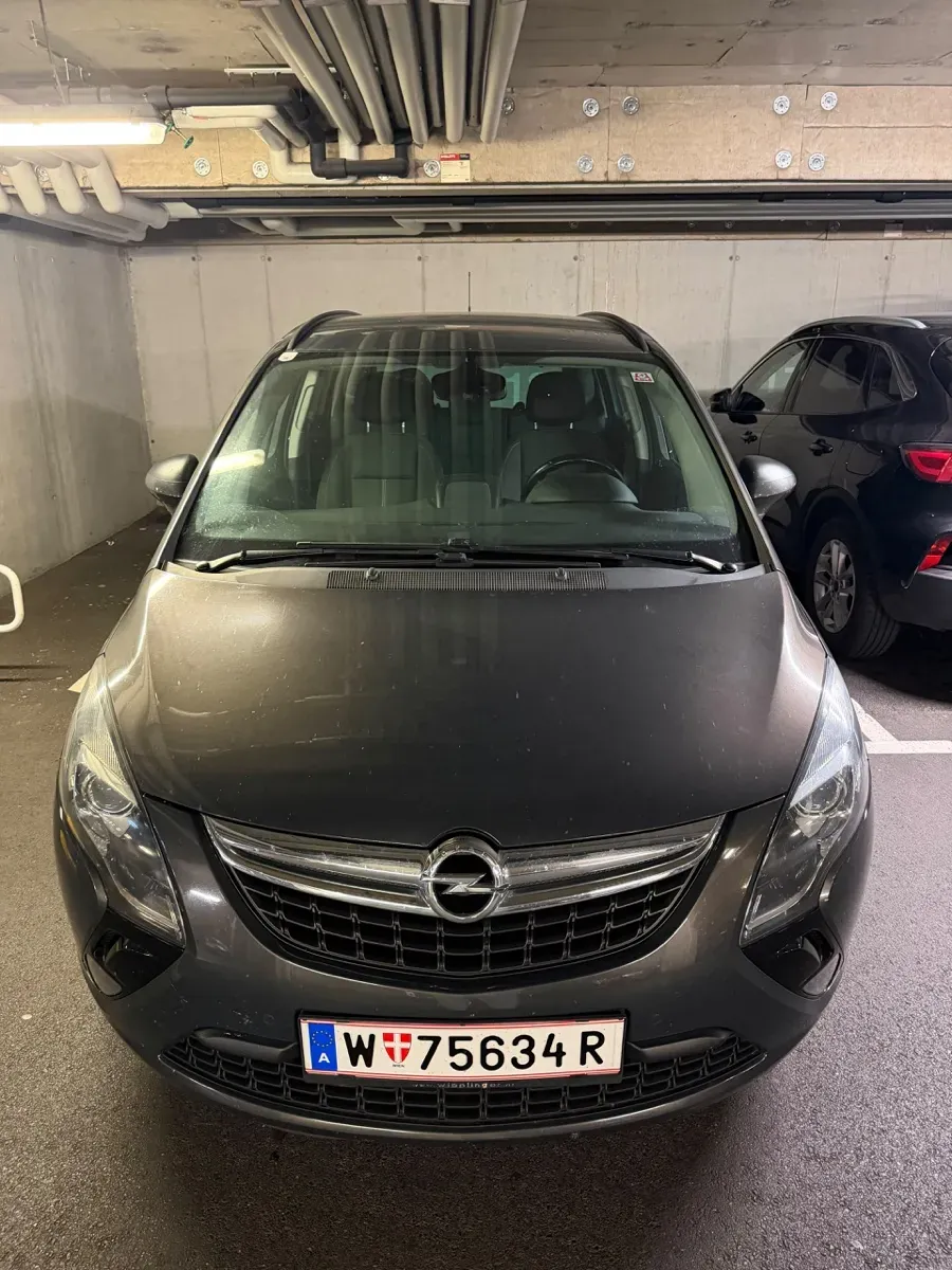 Opel Zafira Tourer 2014 photo 2