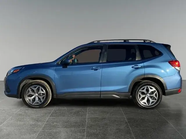 Subaru Forester 2024 photo 2