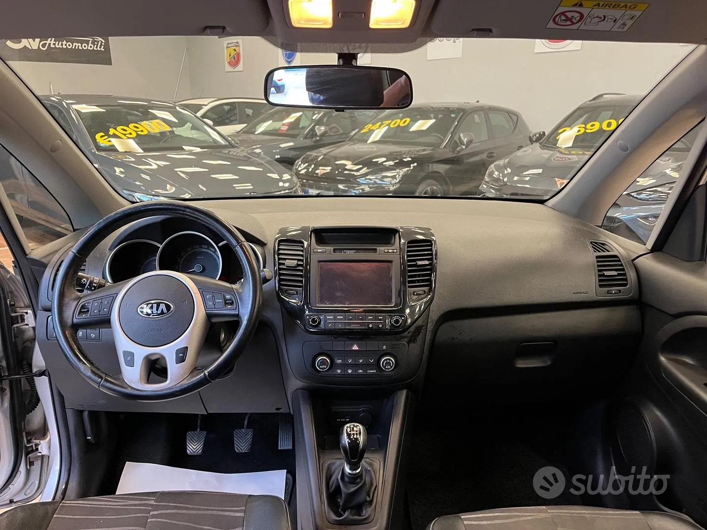 Kia Venga 2015 photo 5