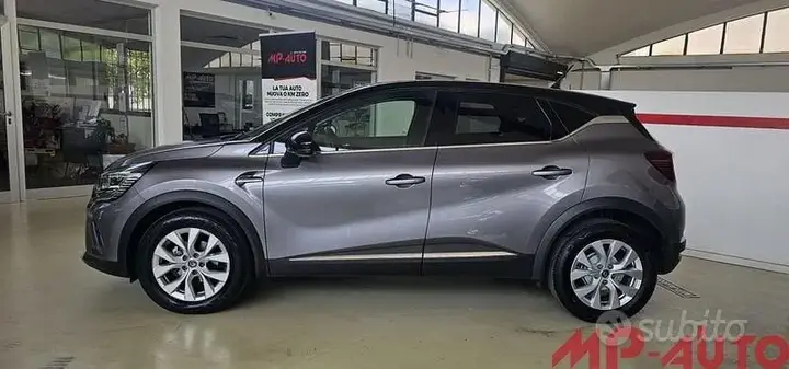 Renault Captur 2021 photo 2
