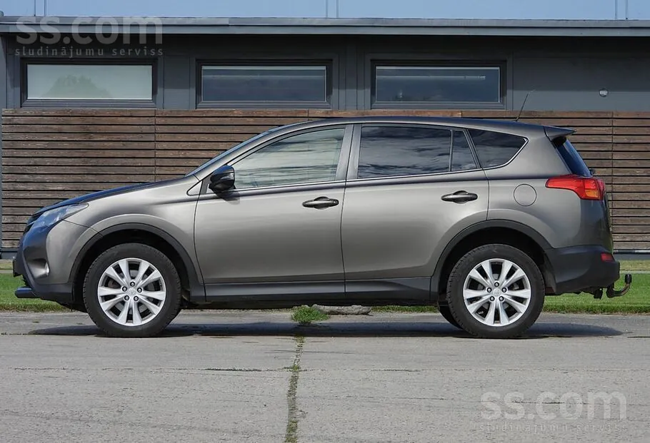 Toyota Rav4 2013 photo 5