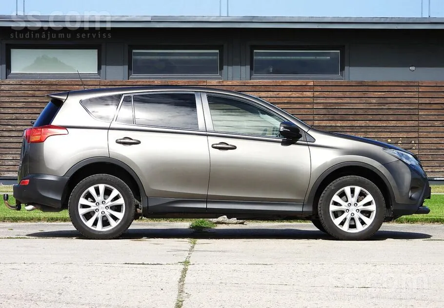 Toyota Rav4 2013 photo 4