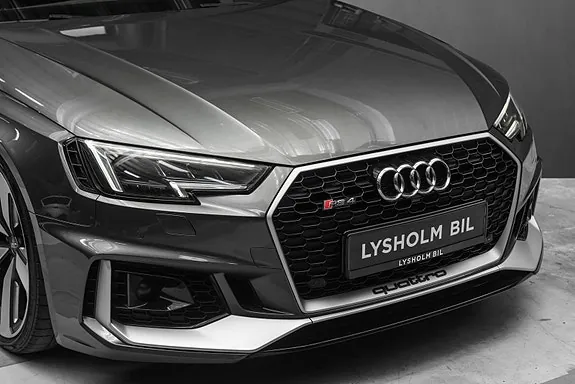 Audi Rs4 2018 photo 5