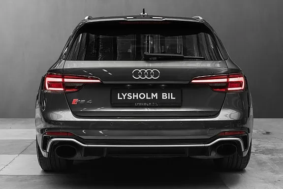 Audi Rs4 2018 photo 4