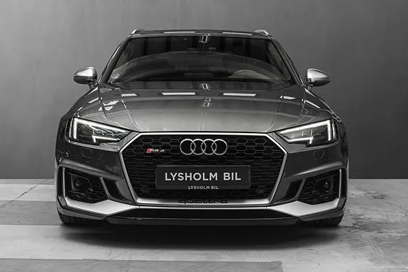 Audi Rs4 2018 photo 3