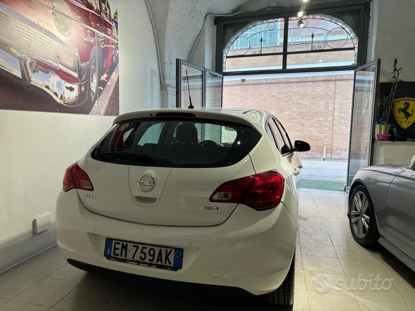 Opel Astra 2012 photo 5