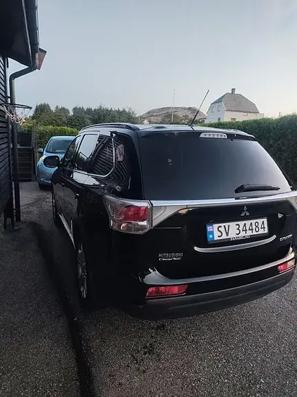 Mitsubishi Outlander 2013 photo 4