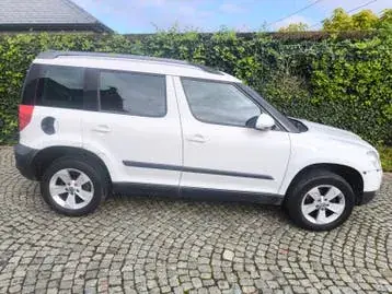 Skoda Yeti 2010 photo 3