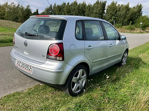 Volkswagen Polo 2006 photo 3