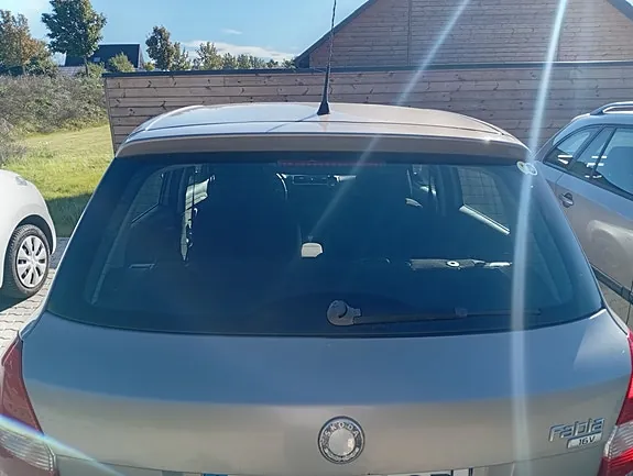 Skoda Fabia 2008 photo 4