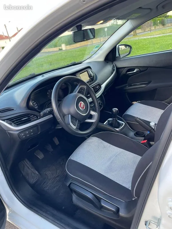 Fiat Tipo 2017 photo 3