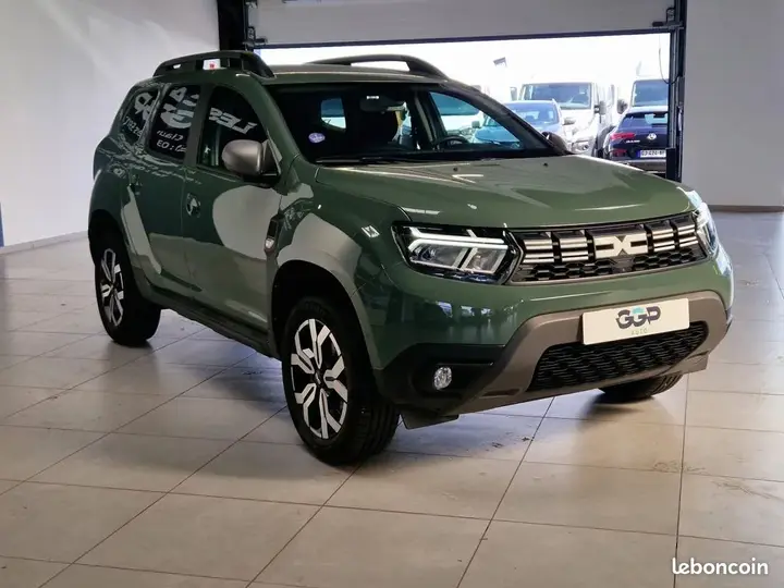 Dacia Duster 2022 photo 3