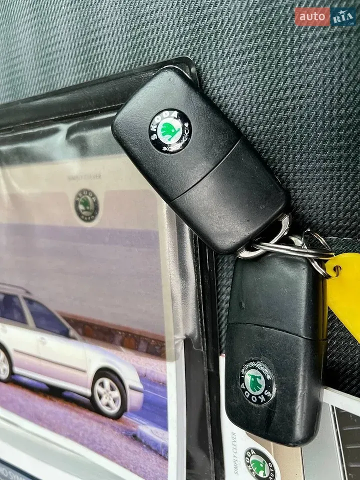 Skoda Octavia 2007 photo 4