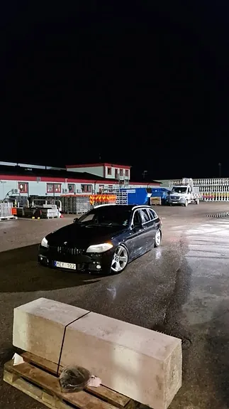 BMW 520D 2012 photo 2