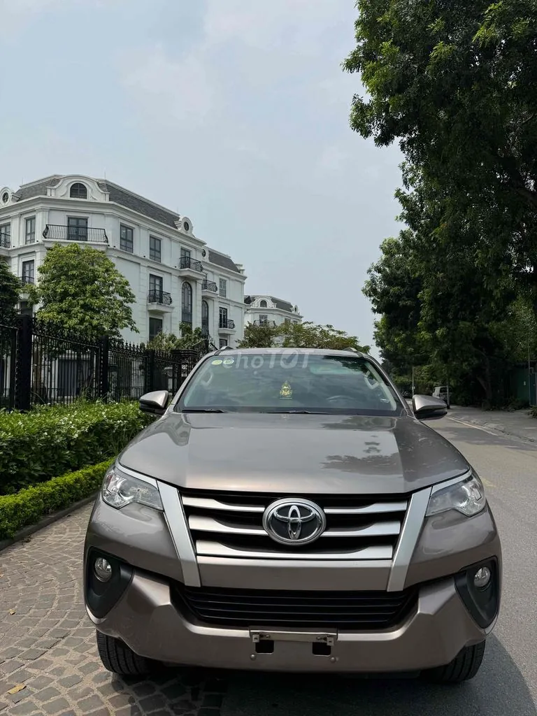 Toyota Fortuner 2019 photo 2