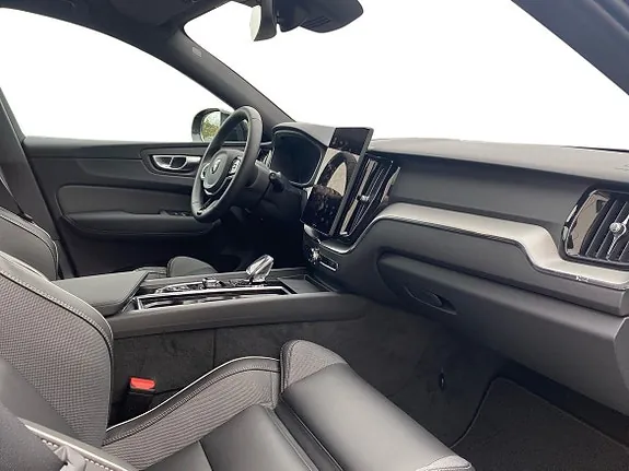 Volvo Xc60 2027 photo 4