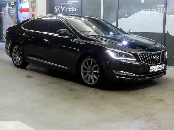 Hyundai Aslan