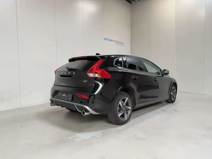 Volvo V40 2018 photo 3