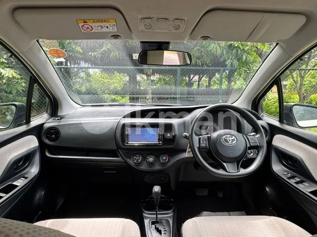 Toyota Vitz 2018 photo 3