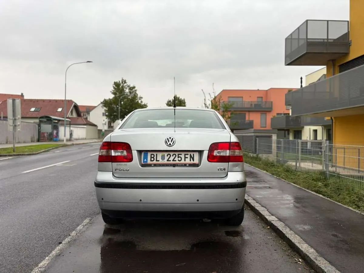 Volkswagen Polo 2005 photo 3