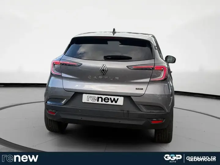 Renault Captur 2026 photo 4