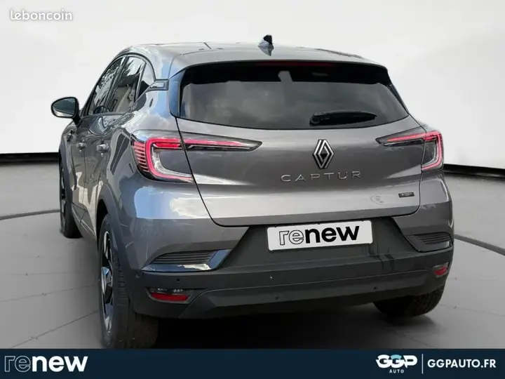 Renault Captur 2026 photo 3