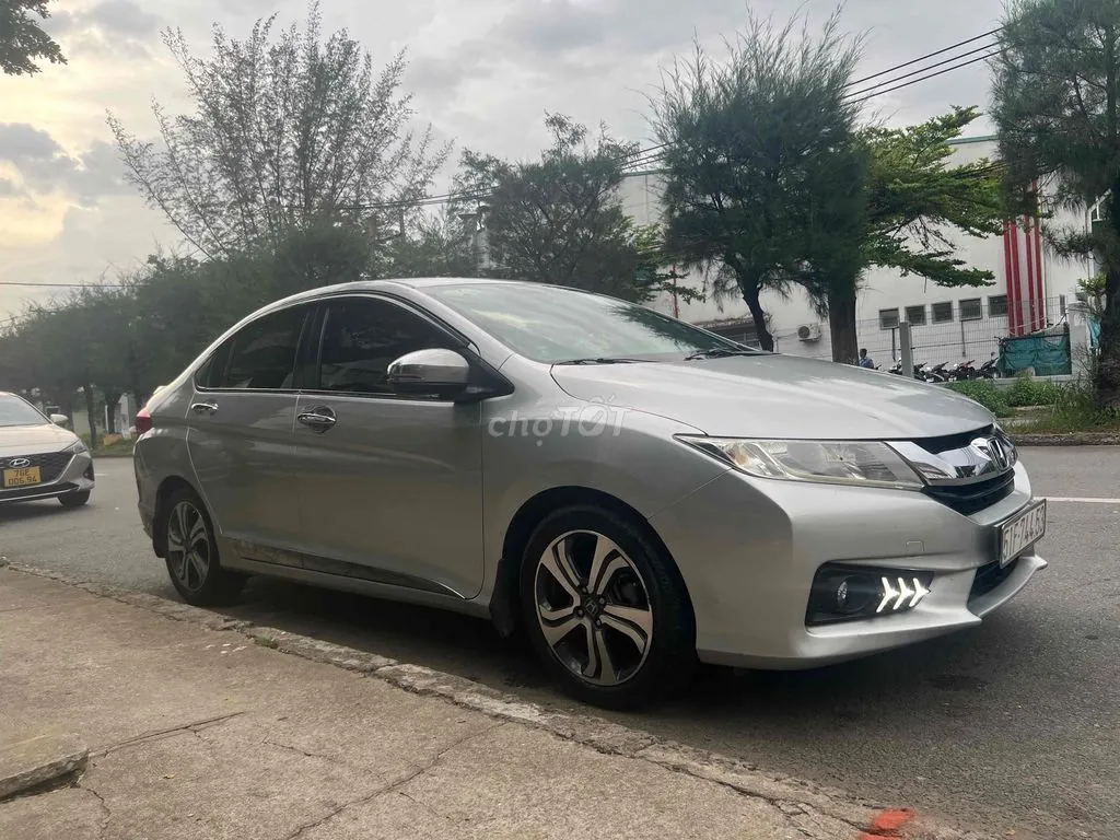 Honda City 2016 photo 5