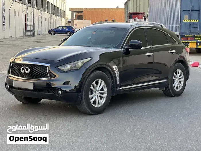 Infiniti Qx70 2016 photo 2
