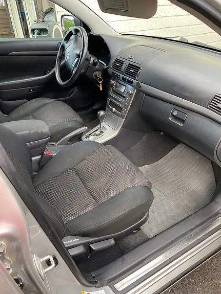Toyota Avensis 2006 photo 3