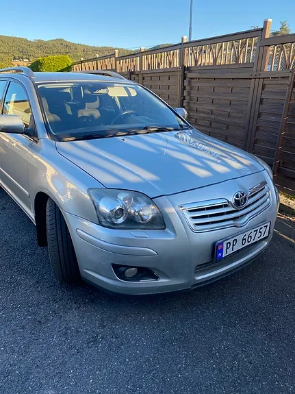 Toyota Avensis 2006 photo 5
