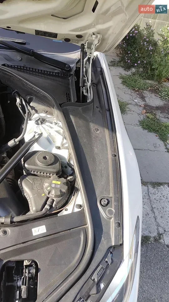 BMW 5 Series 2015 photo 5