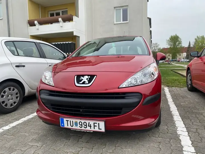Peugeot 207