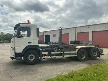 Volvo 2004 Fm/Fh 12 340 6X2R 2004 photo 2