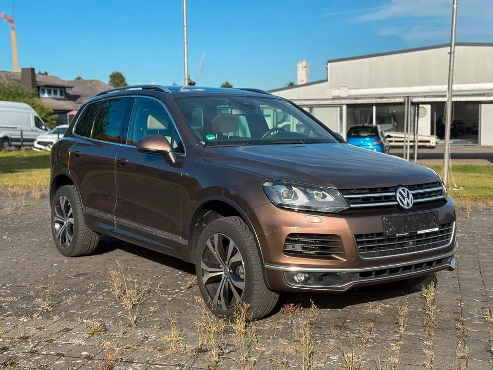 Volkswagen Touareg