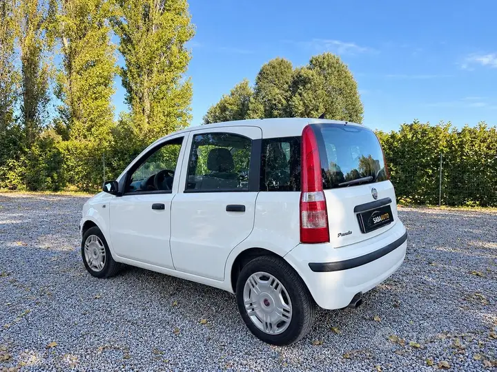 Fiat Panda 2008 photo 2