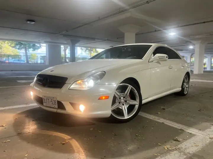 Mercedes-Benz Cls 2010 photo 2