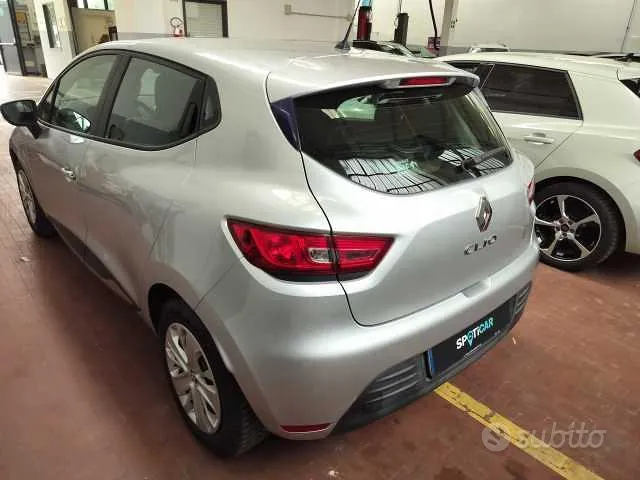 Renault Clio 2018 photo 3