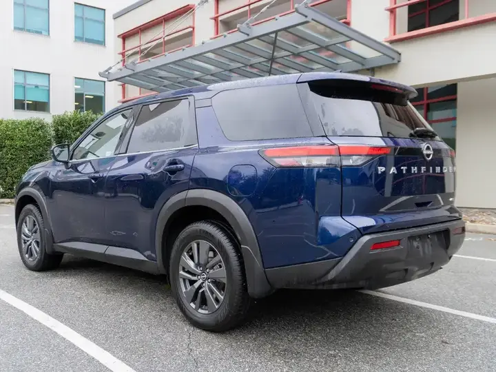 Nissan Pathfinder 2022 photo 3