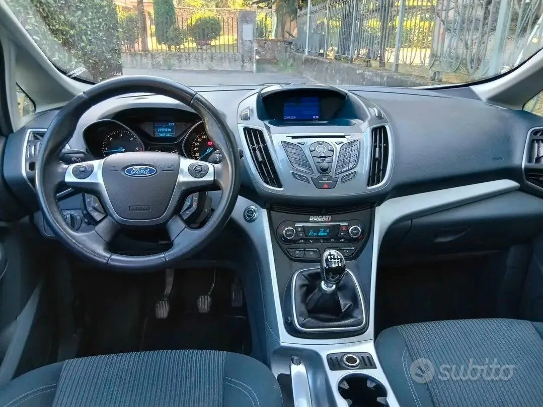 Ford C-Max 2012 photo 3