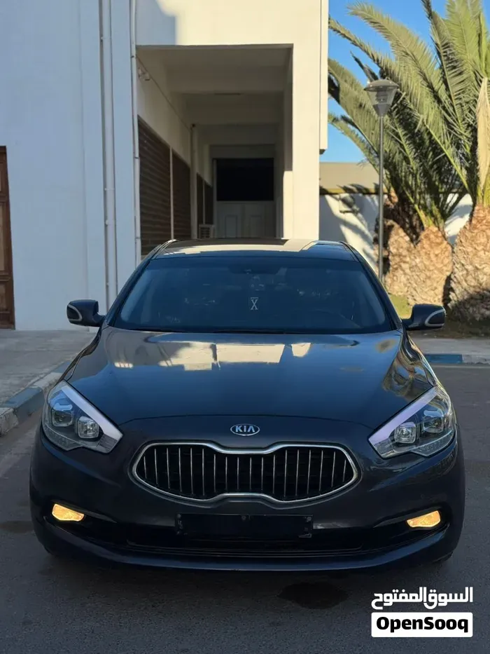 Kia Quoris