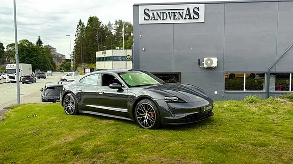 Porsche Taycan 4S