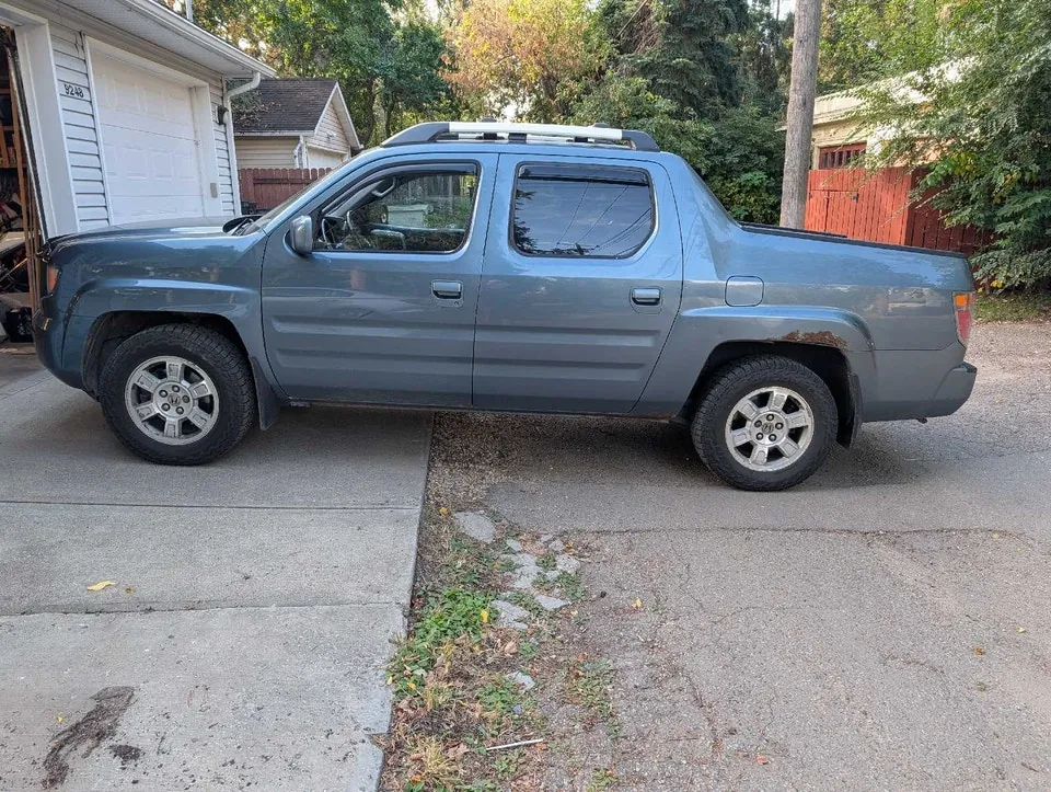 Honda Ridgeline 2008 photo 2